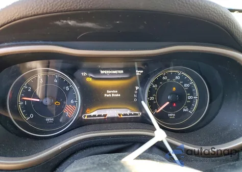 2014 Jeep Cherokee Limited z USA, uszkodzony, nr VIN 1C4PJMDBXEW137868